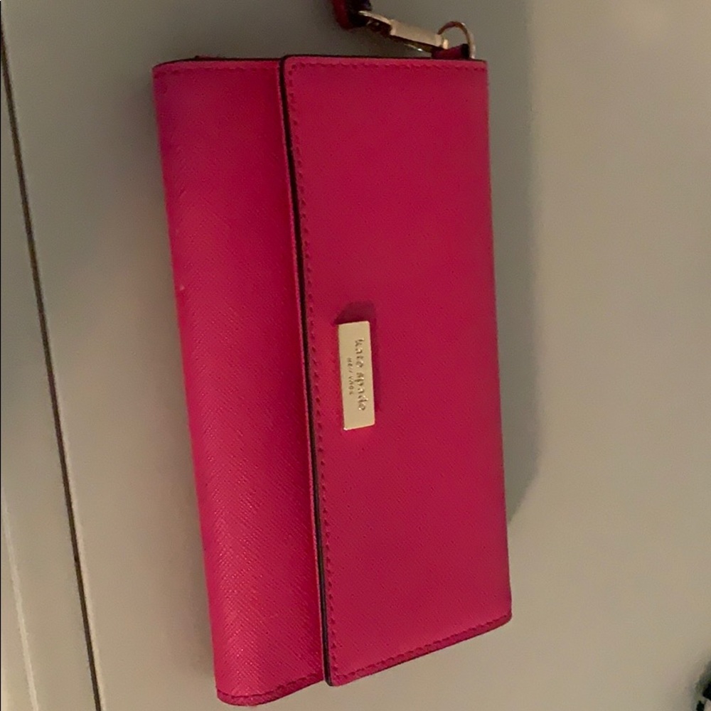 Kate Spade wristlet/ phone holder